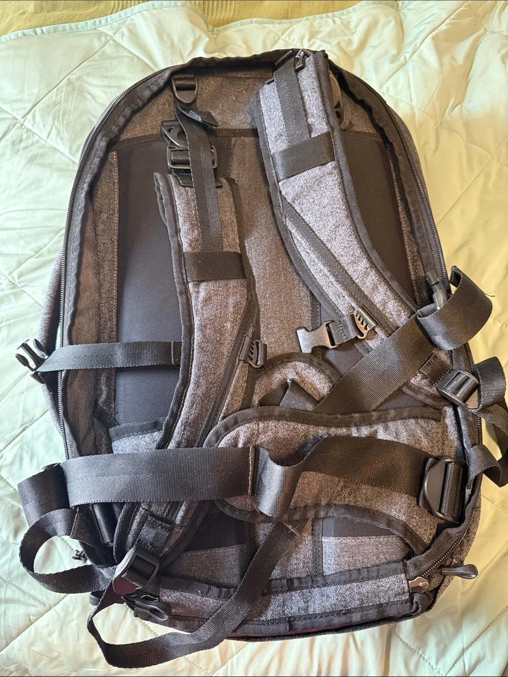 Sherpani Gray Heather Travel Backpack